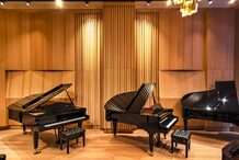 06 Aura-Germany, Hamburg-Bechstein Piano House_RETAIL