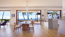 002 FLOURISH - Hawaii Beach House - USA